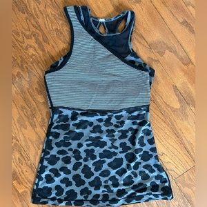 Lululemon Sports Bra/Tank set size 4